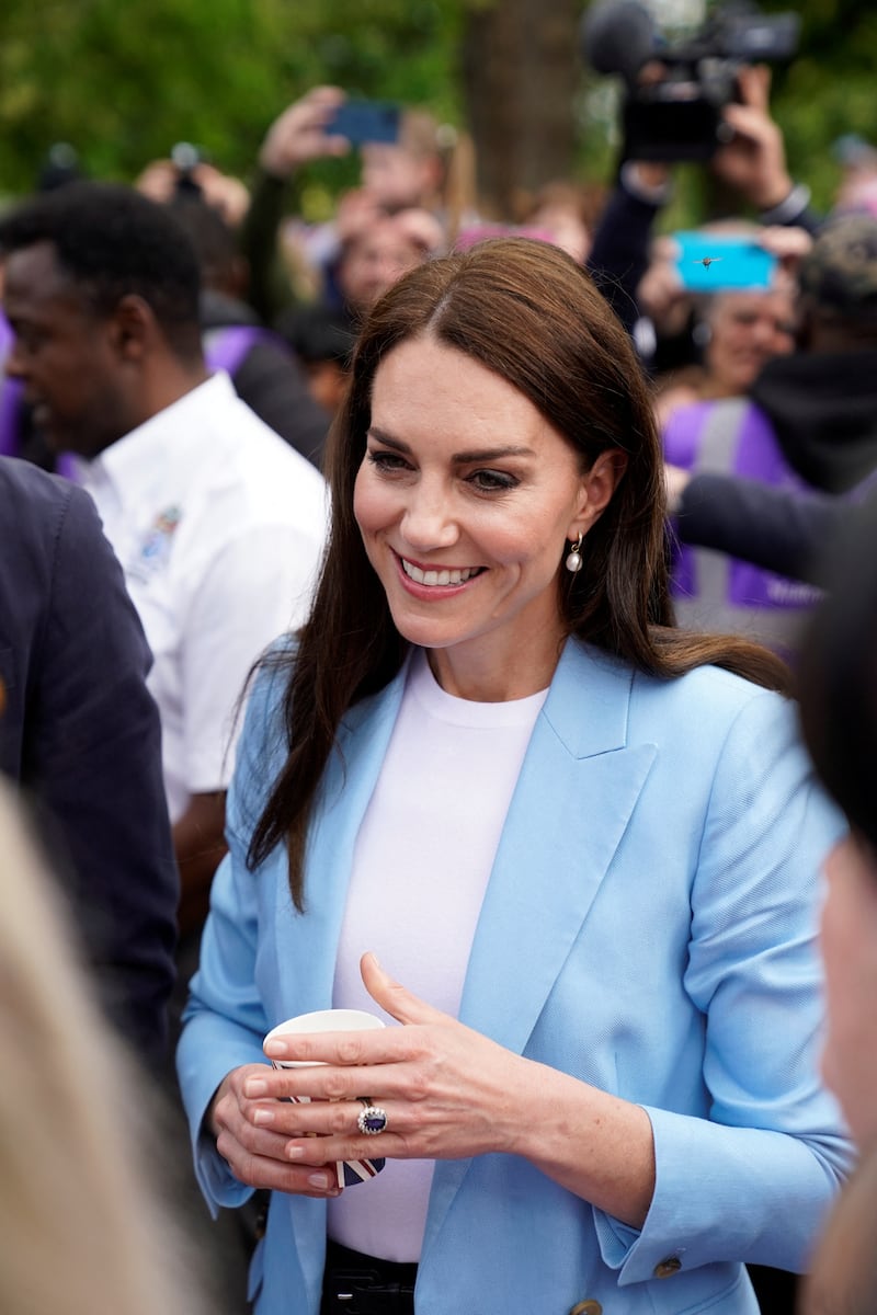 2023-05-07T141408Z_832105140_RC2PT0A4QCTY_RTRMADP_3_BRITAIN-ROYALS-CORONATION-WALKABOUT_cm6urb