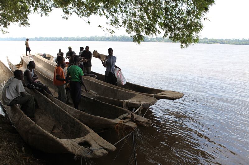 articles/2014/12/18/the-congo-s-forgotten-colonial-getaway/141217-strochlic-congo6-embed_pf0vr7
