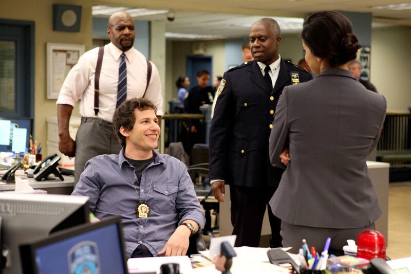 articles/2013/07/16/fall-winter-tv-preview-snap-judgments-of-2013-14-s-new-shows/130712-fallon-lacob-pilots-1st-Impressions-fox-embed_vdppr0