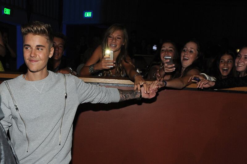 articles/2014/07/30/bieber-v-bloom-bitch-slap-down-in-ibiza/bieber-bloom_s32r9j