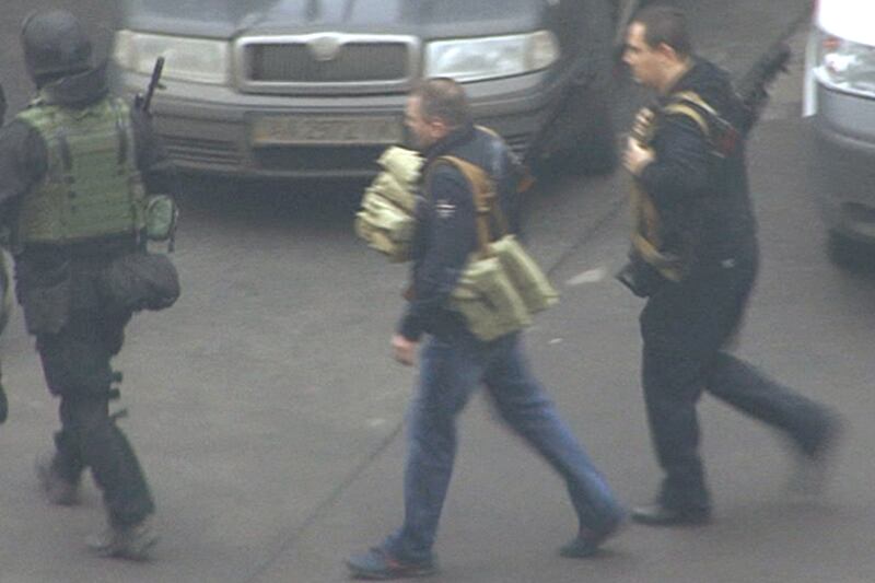 articles/2014/04/03/ukraine-fingers-russian-advisors-and-ex-president-yanukovych-in-february-massacre/140329-dailybeast6-tease_lviddm
