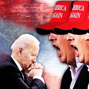 220121-trump-biden-weak-tease-01_rvvkgz