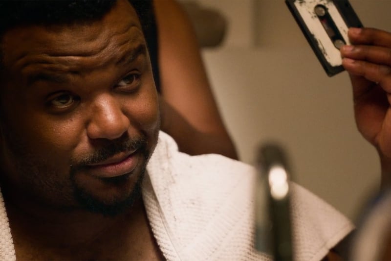 articles/2016/08/11/craig-robinson-is-having-a-moment-on-mr-robot-partying-with-fassbender-and-indie-stardom/160810-yamato-craig-robinson2-embed_c3apww