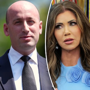 Stephen Miller, Kristi Noem