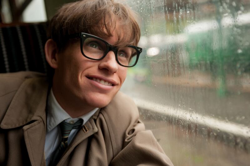 articles/2015/02/19/oscars-2015-debate-bradley-cooper-s-badass-american-sniper-or-eddie-redmayne-s-frail-genius/141218-best-movie-performances-14_agkz1z