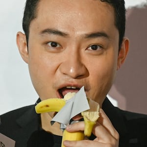 Justin Sun, pictured, described Maurizio Cattelan’s infamous 2019 work as “much better than other bananas.”