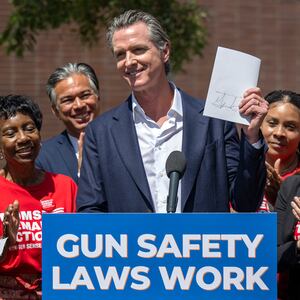 220725-california-gun-laws-tease-01_r5nu49