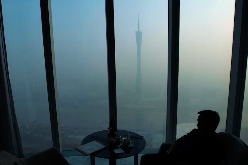 galleries/2014/02/27/smog-vortex-takes-over-beijing-photos/140226-china-smog6_wdizra