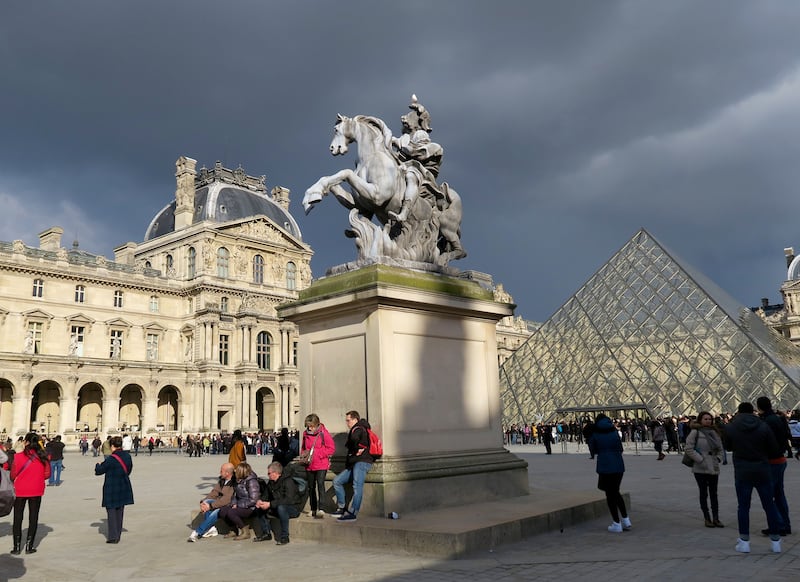 articles/2016/03/13/les-tuileries-the-phantom-palace-of-paris/160312-dickey-phantom-palace-embed3_r3uher