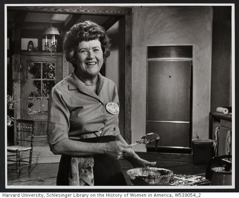 articles/2016/10/01/mixing-it-up-with-julia-child/160930-sheraton-julia-child-02-embed_unccan