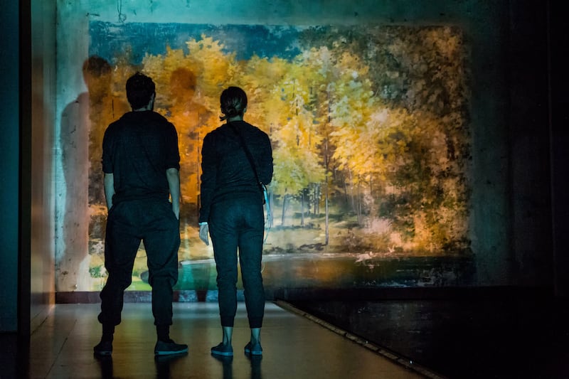 articles/2016/03/29/brilliant-off-broadway-play-the-effect-asks-is-it-love-if-you-re-both-on-drugs/160328-the-effect-play-embed-3_jessgp