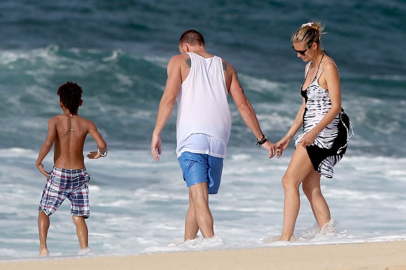 articles/2013/04/02/heidi-klum-s-saves-son-from-drowning-angelina-jolie-sells-jewelry-to-fund-afghani-school/130402-celebrity-rescue-klum_adi3pw