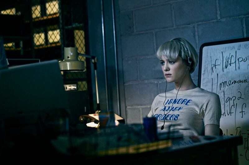 articles/2014/05/30/halt-and-catch-fire-and-amc-s-push-to-reset-dramas/140529-romano-halt-fire-tease_cr6mhe