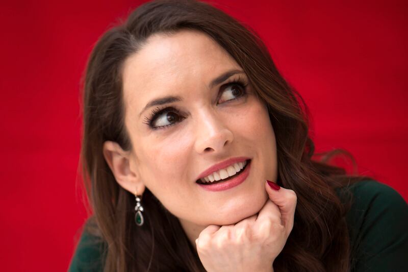 articles/2013/11/27/winona-ryder-dishes-on-homefront-beetlejuice-2-and-generation-x/131125-winona-ryder_gddzpf