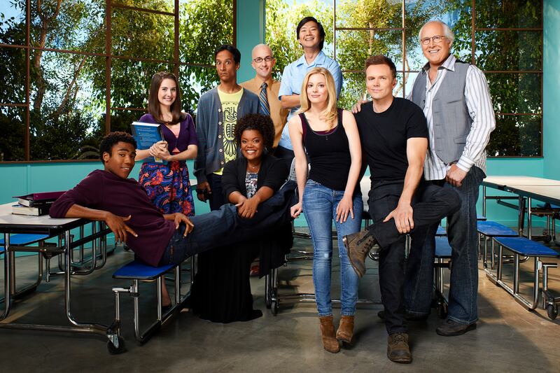 articles/2014/01/03/community-review-repilot-is-both-an-epic-failure-and-a-major-success/140102-community-reboot-fallon-tease_auuaus