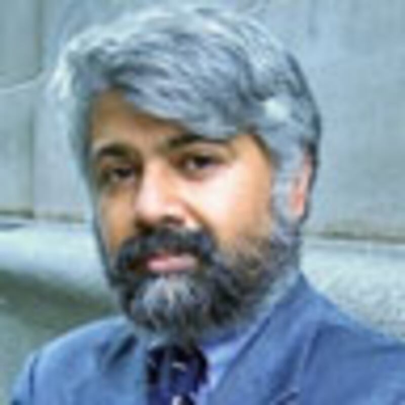 articles/2009/12/22/our-favorite-books-of-2009/author-photo---tunku-varadarajan_a4m7nn