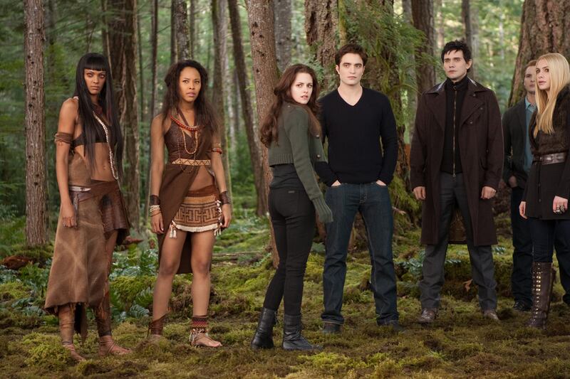 galleries/2012/09/03/fall-s-must-see-movies-the-master-cloud-atlas-lincoln-and-more/twilight-breaking-dawn-2-fall-movie-preview_xzsumx
