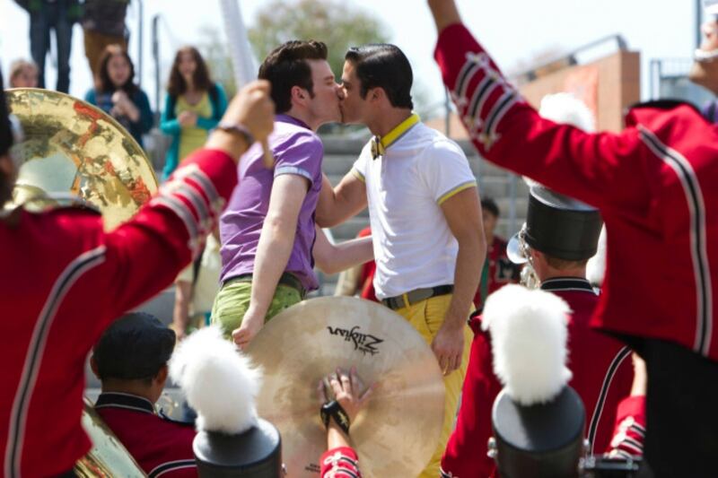articles/2013/09/27/the-first-glee-without-cory-monteith-was-blissfully-joyous/Glee-Premiere-Photo-tease_v1d4u0
