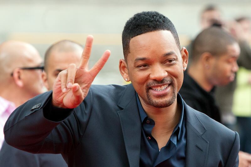 articles/2013/05/31/will-smith-s-after-earth-is-terrible-has-he-lost-his-mojo/130529-will-smith-mojo-fallon-tease_zntmch