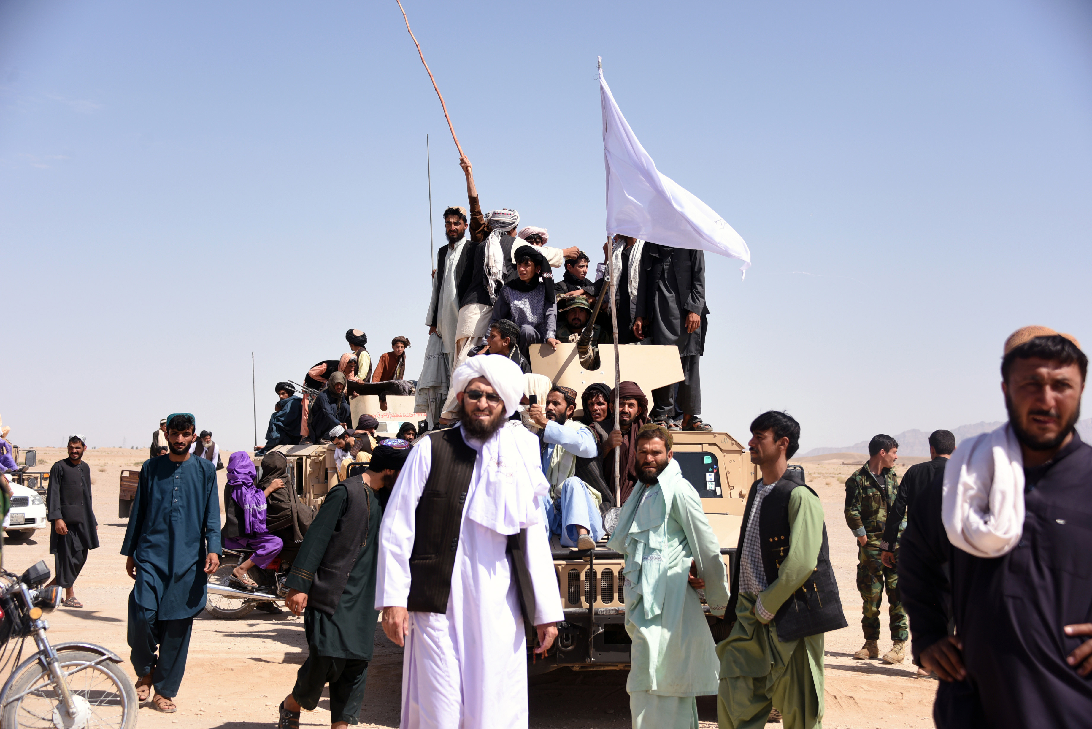 EMBED-ackerman-cease-fire-taliban-residents-04_muyg35