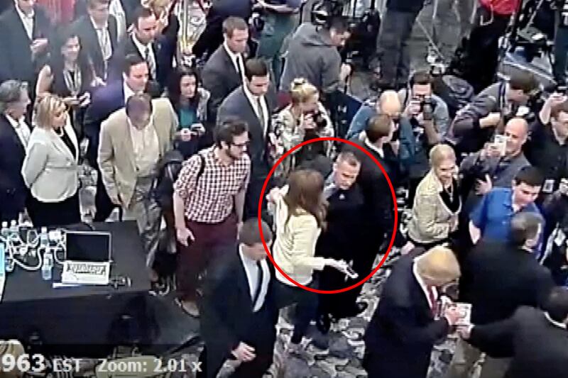 articles/2016/03/29/trump-campaign-manager-charged-with-battery/160329-nuzzi-kirell-lewandowski-tease_pbuols