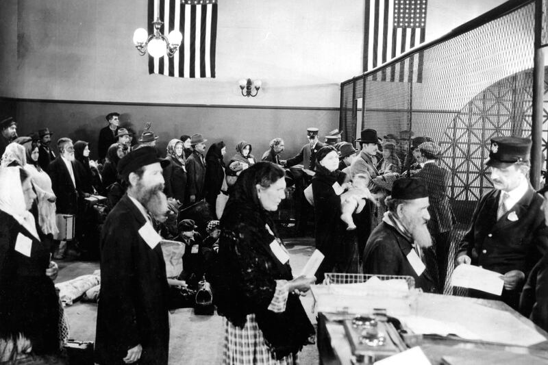 articles/2014/05/25/ellis-island-s-doubled-edged-legacy/140724-Ellis-Island-tease_li87fh