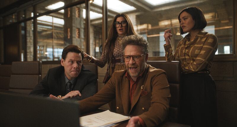 Ike Barinholtz, Kathryn Hahn, Chase Sui Wonders, and Seth Rogen in The Studio.