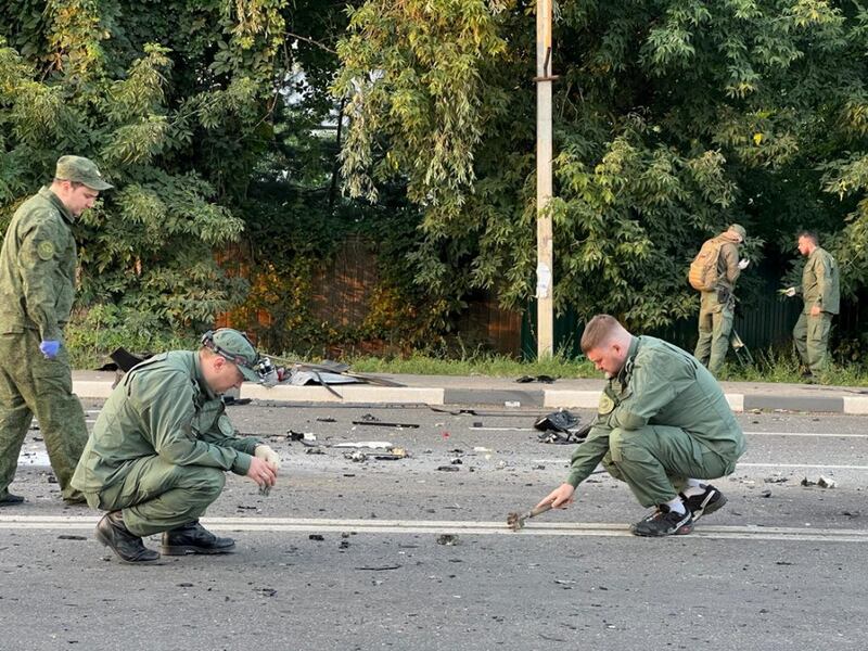 2022-08-21T074637Z_825125571_RC2V0W9HS4PT_RTRMADP_3_RUSSIA-CARBOMB_mzvtcs
