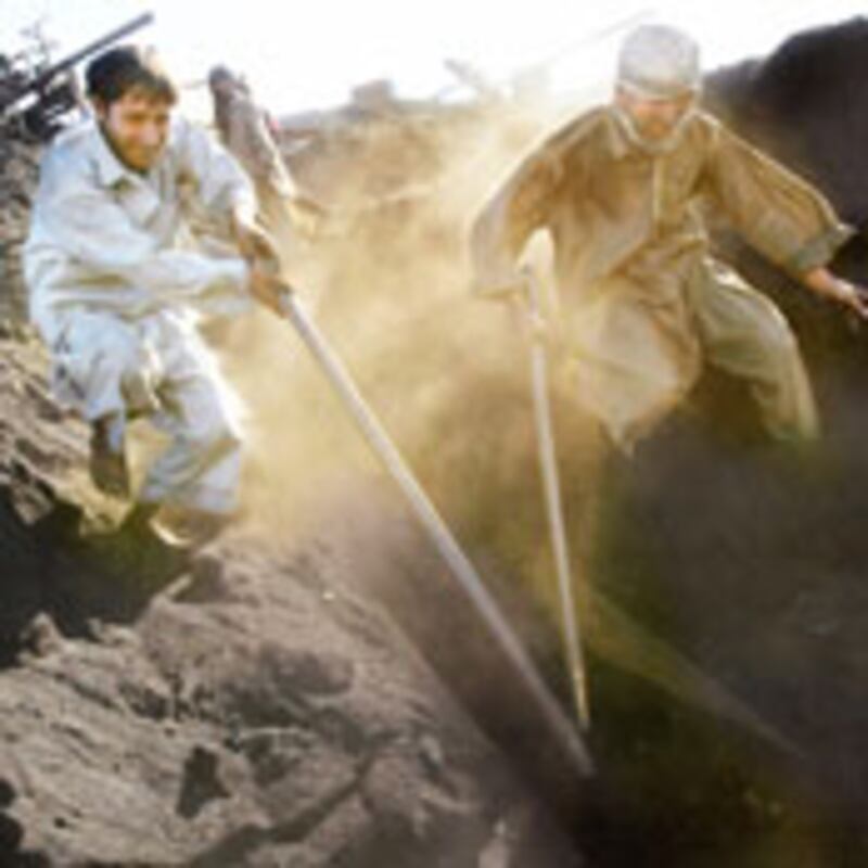 articles/2010/06/15/new-york-times-defends-1-trillion-afghan-minerals-scoop/grove-nyt_107380_wpokfu