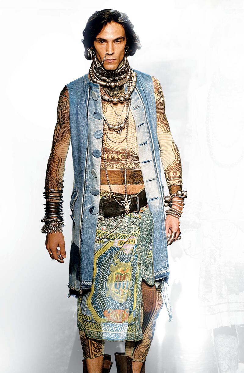 galleries/2013/10/23/jean-paul-gaultier-s-legacy/131021-gaultier-raw_i9nlrr