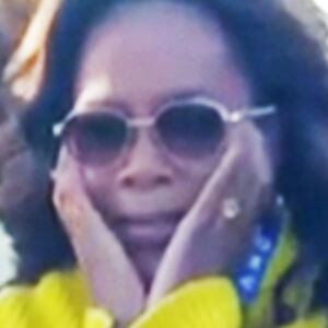 Jeff Bezos, Lauren Sanchez, Gayle King, Oprah Winfrey split image