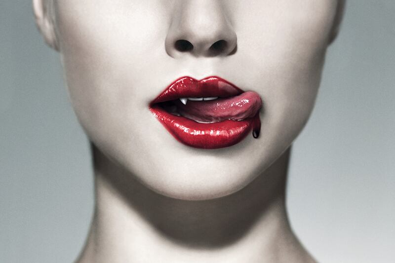 articles/2014/06/29/inside-true-blood-s-steamy-gay-sex-scene/140627-fallon-true-blood-sex-scene-tease_r4rzbx
