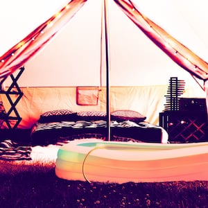 The great Coachella tent backslash.