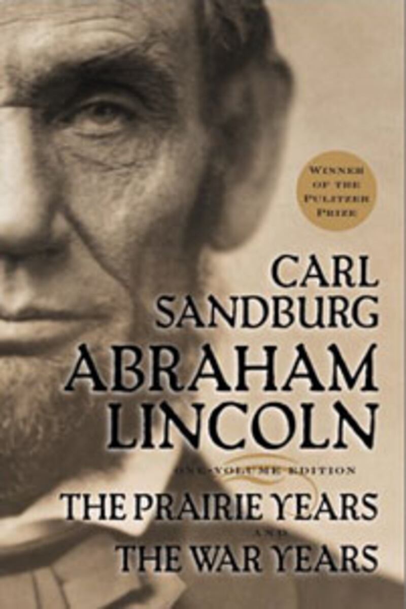 articles/2012/11/16/the-ultimate-lincoln-reading-list/lincoln-list-sandburg_mqaub1