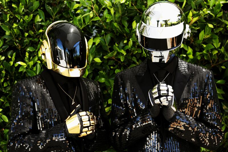 articles/2013/05/21/daft-punk-goes-back-to-the-future-with-random-access-memories/130520-daftpunk-tease_xyo6zo