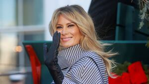 2020-11-23T192200Z_382779255_RC259K96M4RC_RTRMADP_3_CHRISTMAS-SEASON-WHITE-HOUSE-TREE_kq54wt