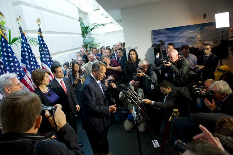 articles/2013/10/16/house-republicans-throw-in-the-towel/131016-shapiro-cost-dysfunction-tease-embed_f7t27d