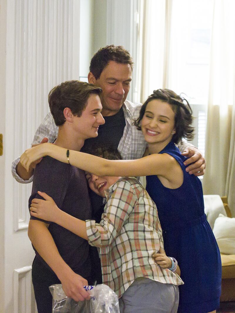 articles/2015/11/08/the-affair-recap-when-your-mom-is-a-crazy-hippy/151108-teeman-affair-embed1_ijdakm