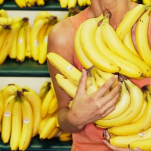 articles/2014/01/02/why-the-30-bananas-a-day-diet-is-monkey-business/131204-banana-diet-tease_zmapfl