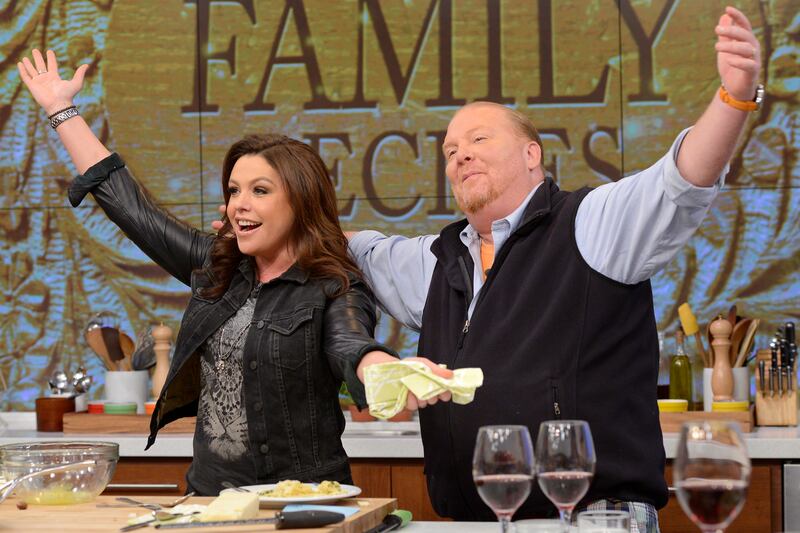 articles/2013/09/26/the-seven-biggest-rivalries-inside-the-food-network/130925-flynn-food-network-tease-embed_j53tua