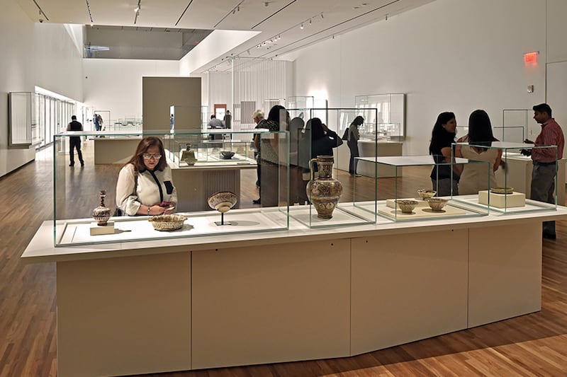 articles/2014/09/16/inside-america-s-first-islamic-art-museum/140915-govani-museum-embed3_wydnzl