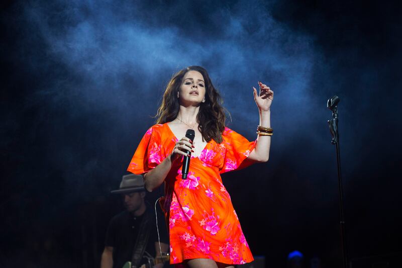 articles/2014/06/11/lana-del-rey-and-the-fault-in-our-feminist-stars/140610-zimmerman-feminism-tease_mvenok