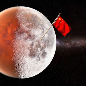 200727-Hong-China-Moon-Mars-tease_oftzo7