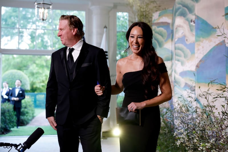 WASHINGTON, DC - APRIL 26: Television personalities Chip Gaines and Joanna Gaines arrive for the White House state dinner for South Korean President Yoon Suk-yeol at the White House  on April 26, 2023 in Washington, DC. President Joe Biden and first lady Jill Biden are hosting South Korean President Yoon Suk-yeol and South Korean first lady Kim Keon-hee for a State Dinner. (Photo by Anna Moneymaker/Getty Images)