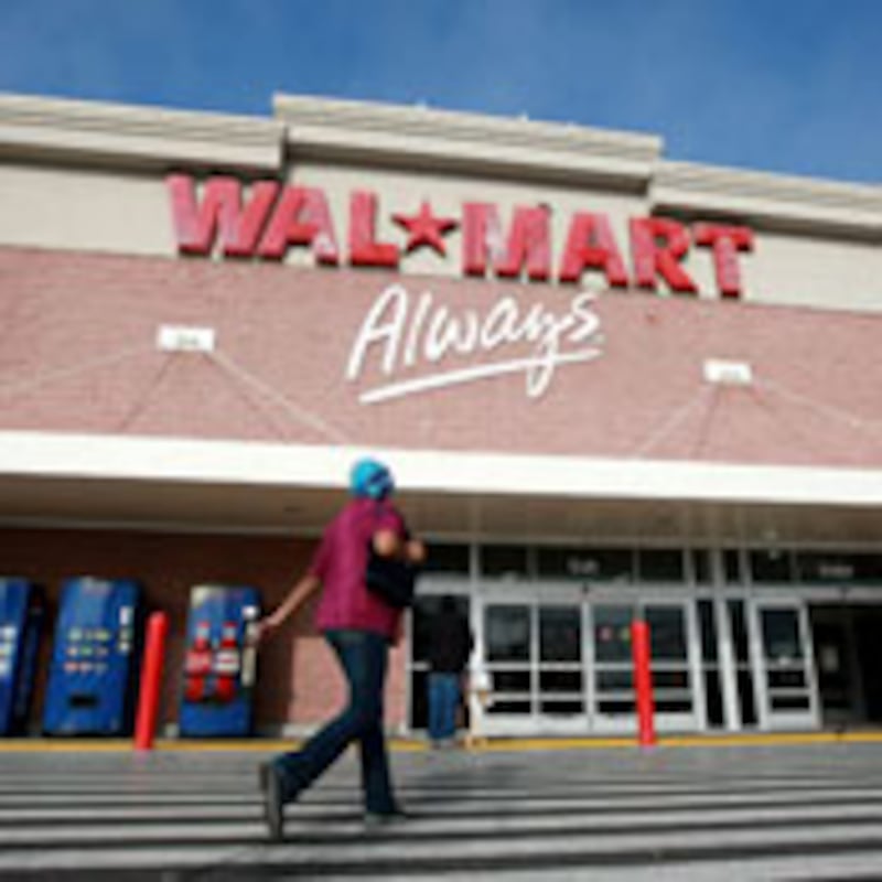 articles/2010/04/27/a-wal-mart-workers-horror-story/featherstone-walmart_96840_penpsb
