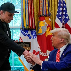 Elon Musk and Donald Trump in the Oval Office