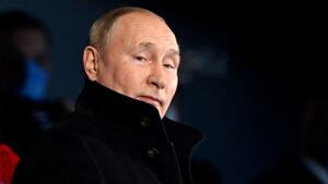 220218-vladimir-putin-hero_pedufr