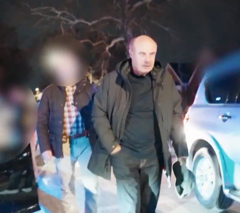 Dr Phil during ICE raid in Chicago