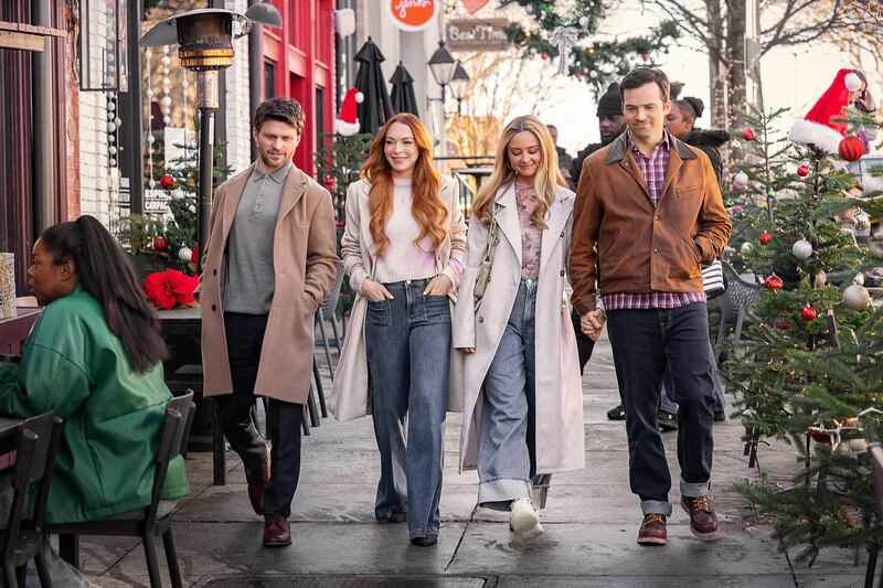 Jon Rudnitsky, Lindsay Lohan, Katie Baker, and Ian Harding.