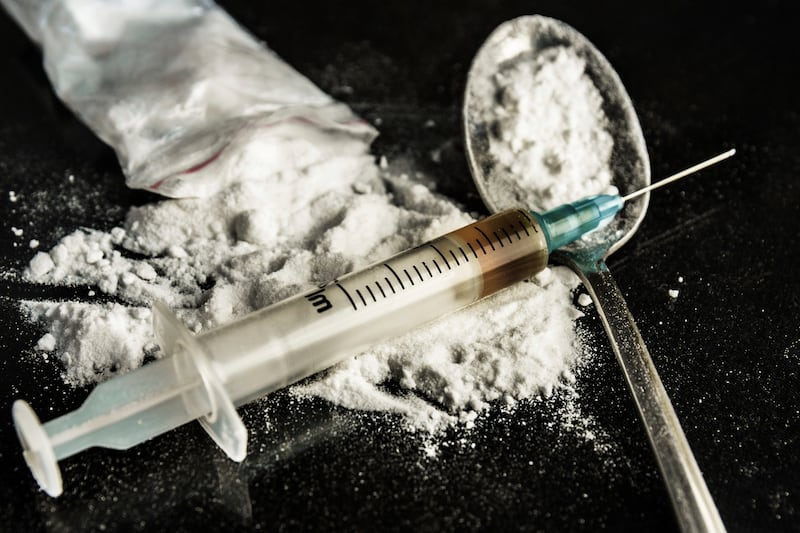 articles/2016/03/19/can-a-vaccine-cure-heroin-addiction/160319-heroin-brain-embed-1_honjah
